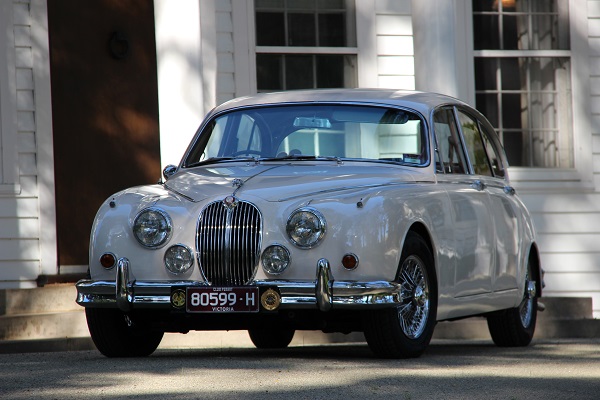 1962 Jaguar MkII 3.8 3 speed auto 600w
